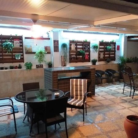Hostal Kokkola 丰希罗拉 外观 照片