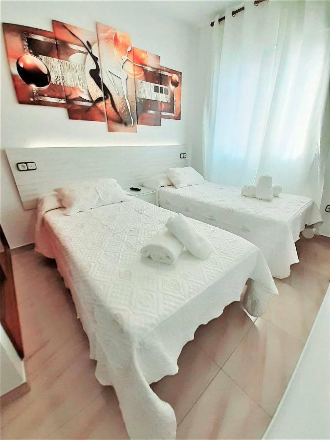 Hostal Kokkola 丰希罗拉 外观 照片