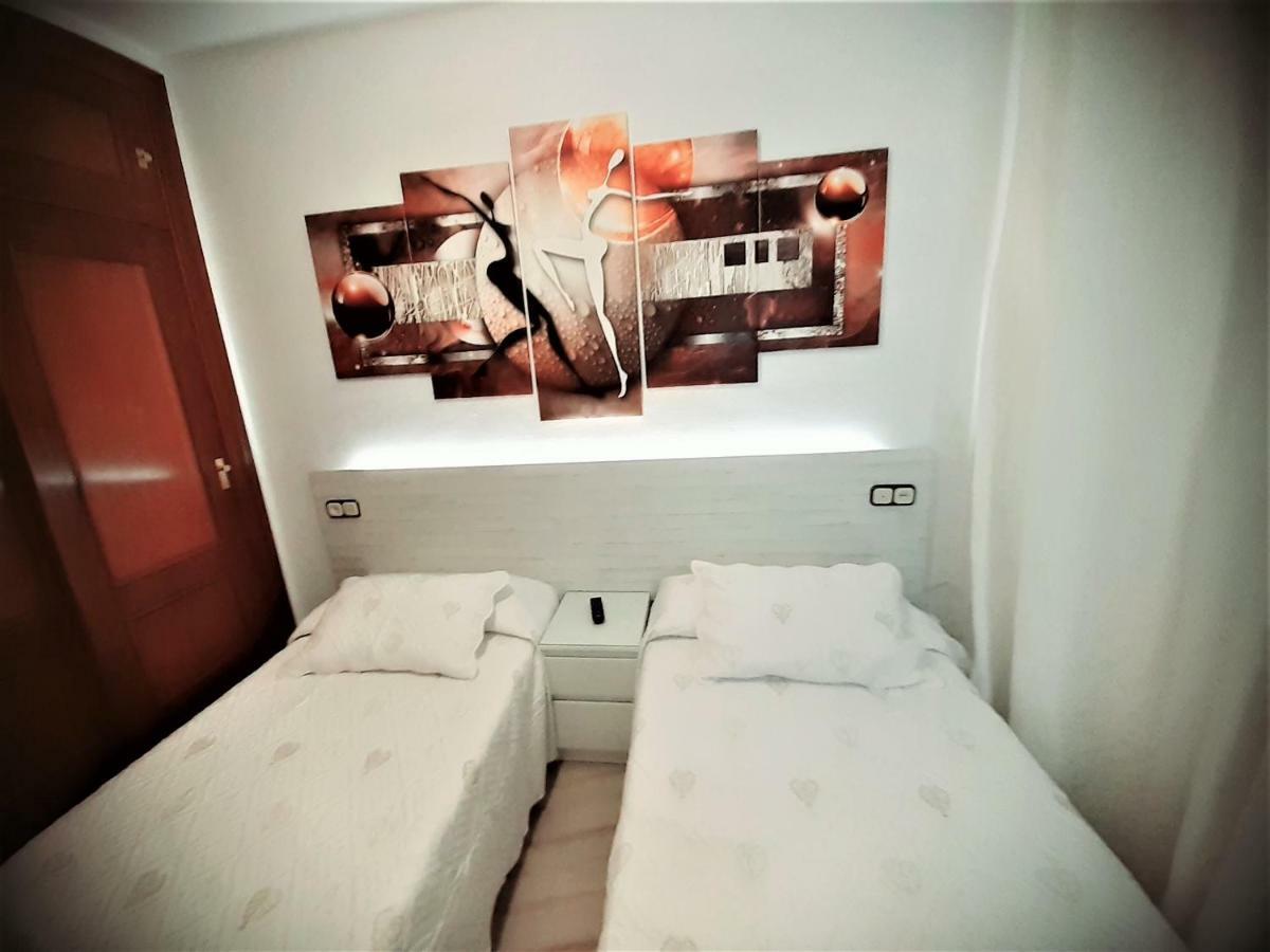 Hostal Kokkola 丰希罗拉 外观 照片