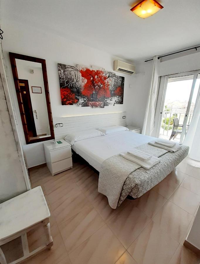 Hostal Kokkola 丰希罗拉 外观 照片